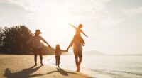 Viajar con niños puede ser una experiencia maravillosa. No obstante, desconectarse de la rutina y conectarse con todos los integrantes de la familia, representa un gran reto para muchos padres. […]