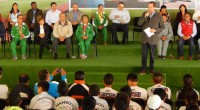 ALFREDO IBÁÑEZ La Paz, Méx.- El gobernador Eruviel Ávila y el Alcalde Juan José Medina inauguraron la Plaza Estado de México “Soraya Jiménez”, en honor a la primera mujer mexicana […]