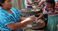 En aras de seguir fomentando el impulso a la cocina tradicional de Michoacán como a la preservación de sus recetas y reconocer la labor de quienes las preparan, es que […]