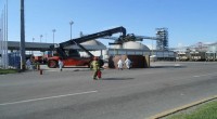 El derrame del material peligroso denominado clorito de sodio, que se registró el viernes pasado en la vialidad principal del recinto portuario de Manzanillo, Colima, al volcarse el contenedor de […]