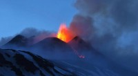 El Popocatépetl registró la madrugada del miércoles pasado una explosión que generó una columna de ceniza mayor a tres kilómetros de altura que los vientos dispersaron hacia noreste. Según el […]