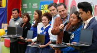 El gobernador del Estado de México, Eruviel Ávila Villegas, respaldó la propuesta del secretario de Educación Pública (SEP), Aurelio Nuño Mayer, de desconcentrar la labor de esta dependencia y la […]
